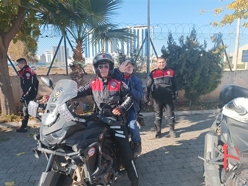 Özel Çocuktan Şube Müdürlüklerimize Ziyaret